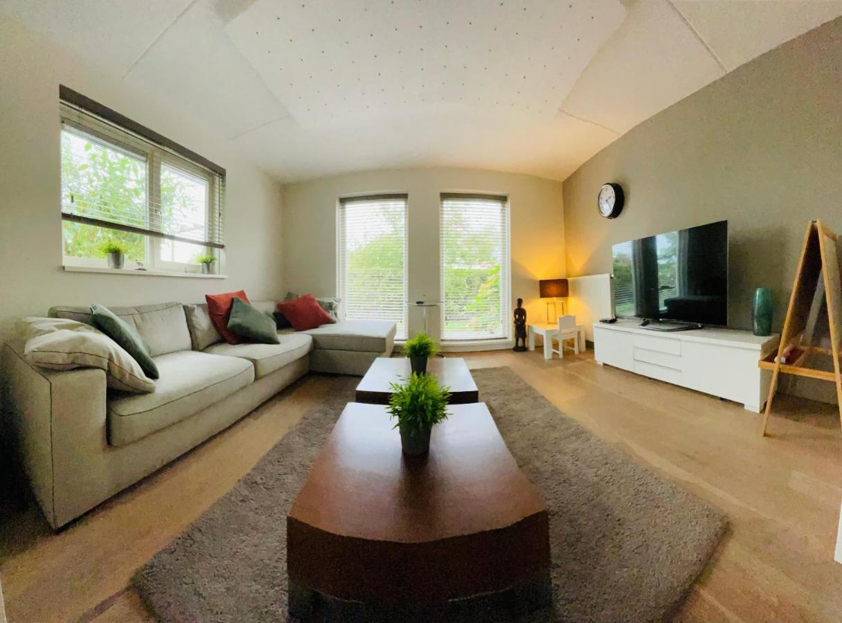Villa Calma Rust Ruimte Luxe Inclusief Private Jacuzzi Zeewolde Exterior foto
